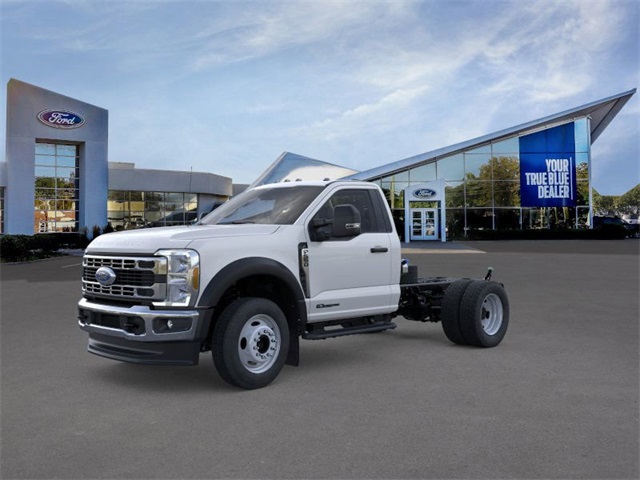 2026 Ford F-550 Super Duty Chassis Cab XL's photo