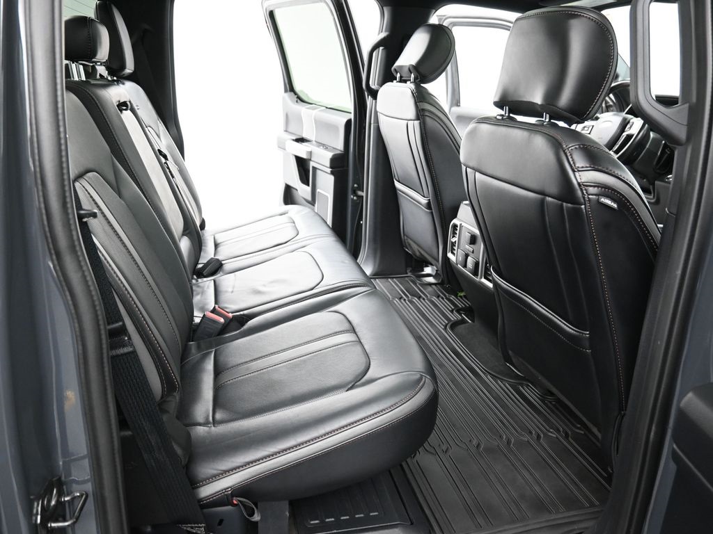 2021 Ford F-350 photo 33