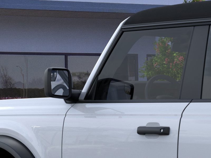 2025 Ford Bronco Base photo 20