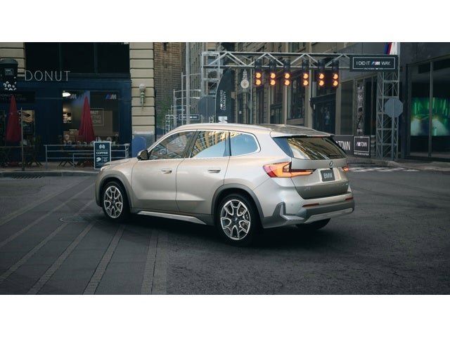 2025 Bmw X1 XDrive28i photo 2