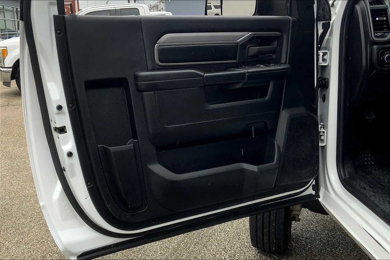 2021 Ram 5500 Tradesman photo 18