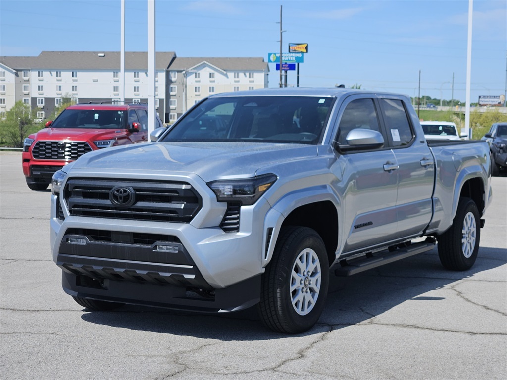 2025 Toyota Tacoma SR5 photo 2