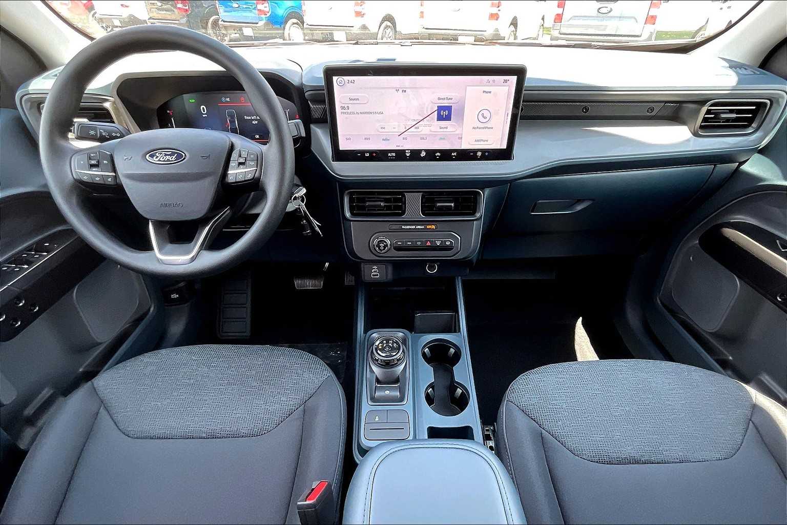 2025 Ford Maverick XL photo 5