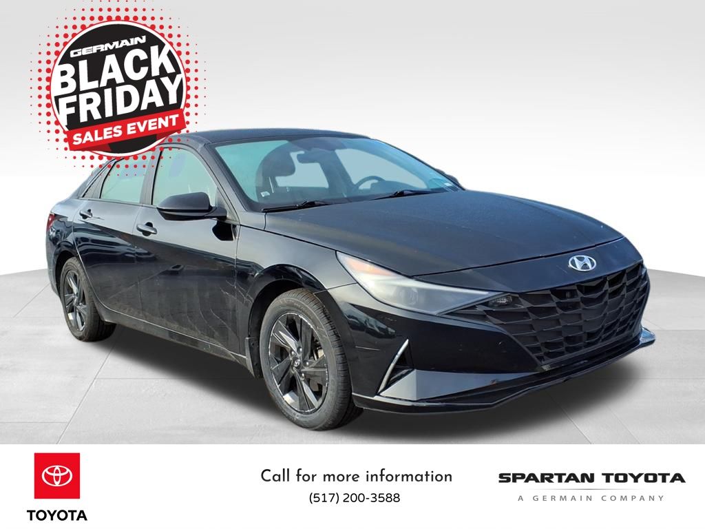 2022 Hyundai Elantra SEL Convenience photo 4