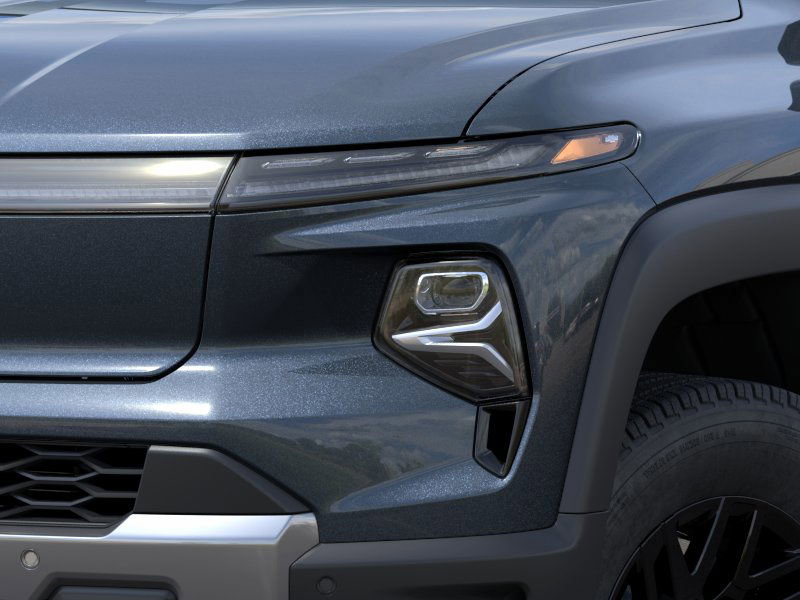 2026 Chevrolet Silverado EV LT photo 9