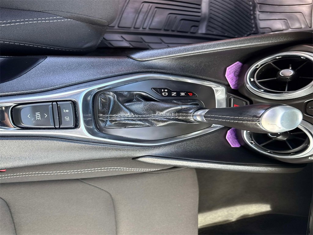 2020 Chevrolet Camaro 1LS 1LT photo 26