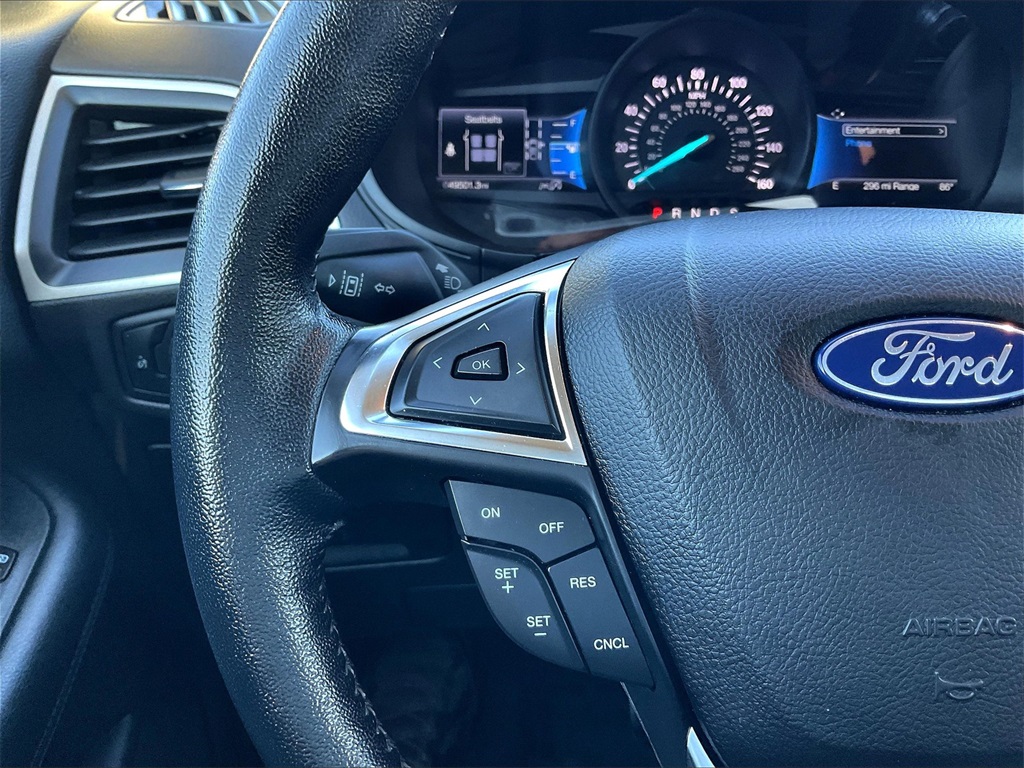 2022 Ford Edge SEL photo 21