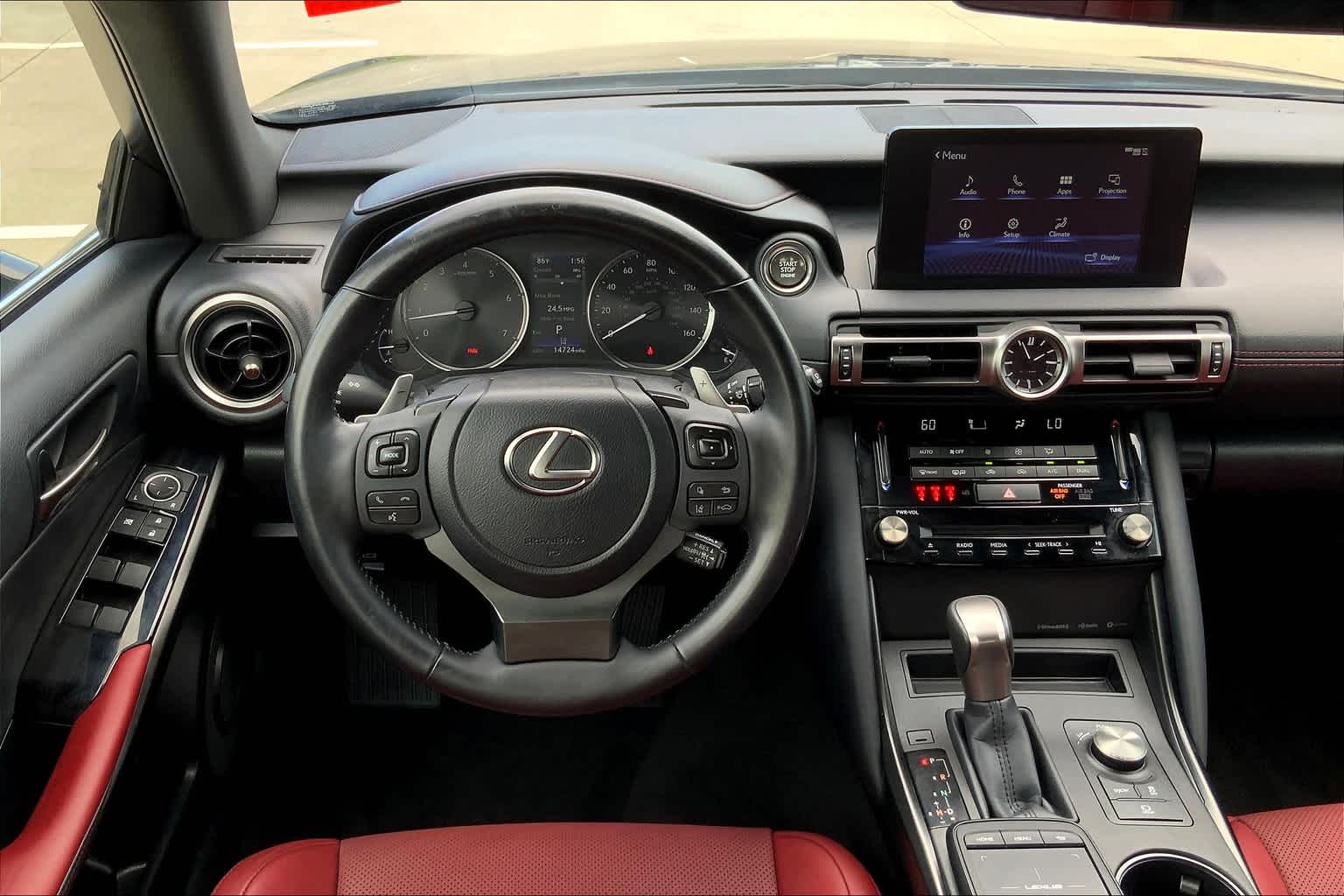 2021 Lexus IS 300 photo 5