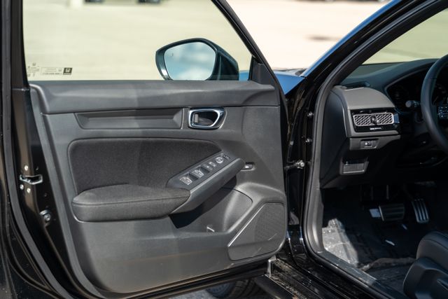 2026 Honda Civic Sport photo 18