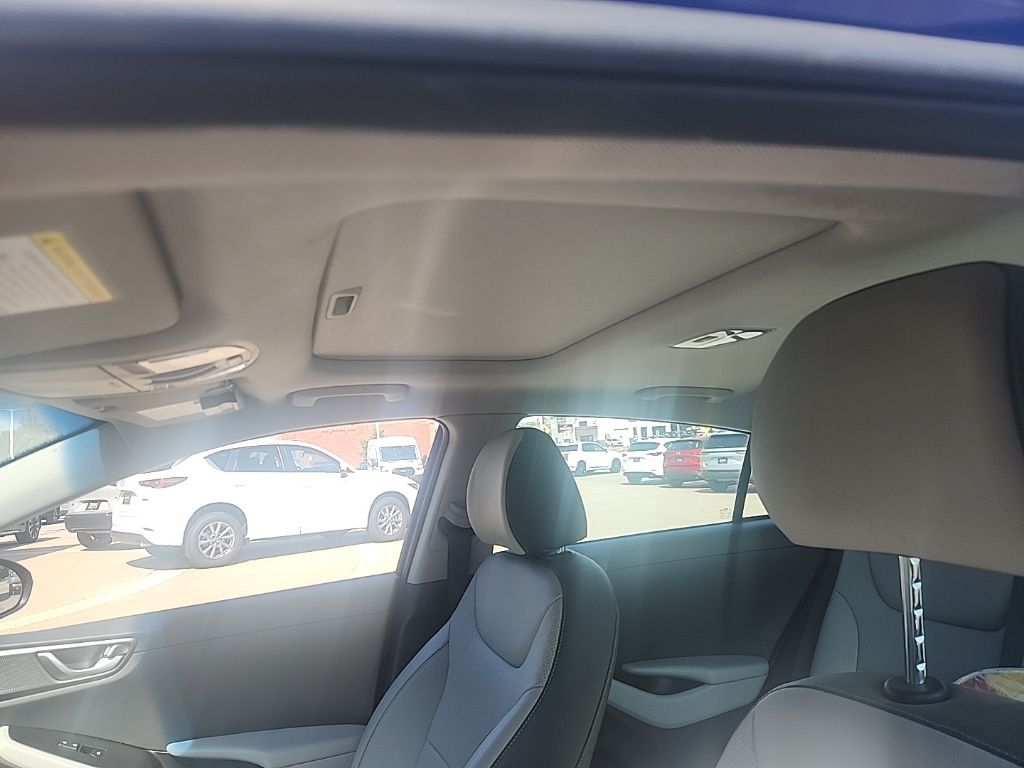 2021 Hyundai Ioniq Limited photo 10