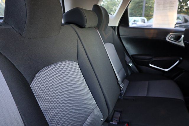 2023 Kia Soul LX photo 18