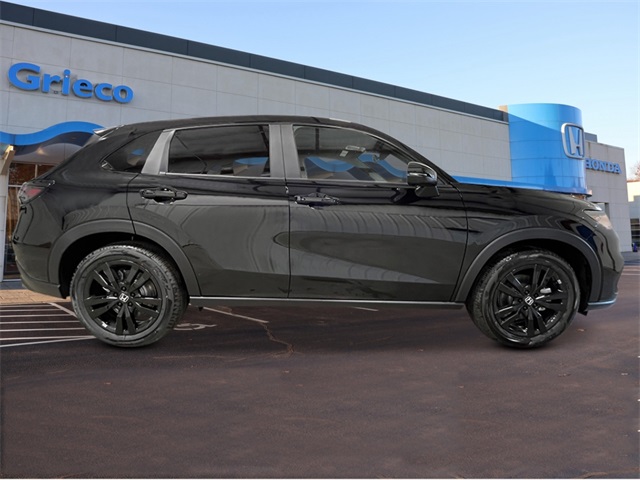 2026 Honda HR-V Sport photo 2