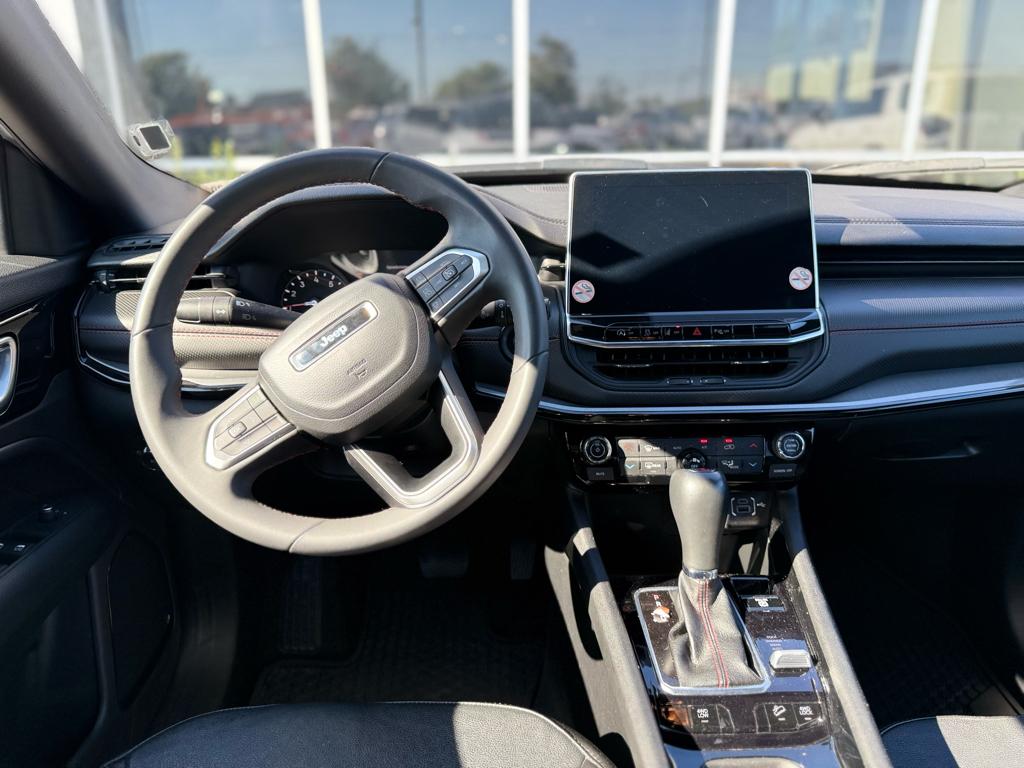 2023 Jeep Compass Trailhawk photo 4