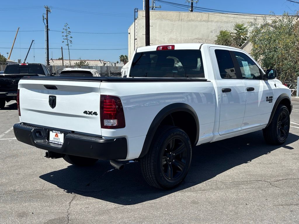 2022 Ram 1500 Classic Warlock photo 3
