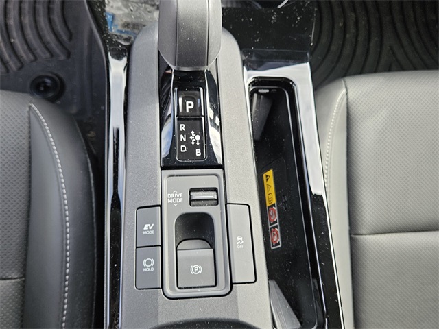 2024 Toyota Prius XLE photo 15