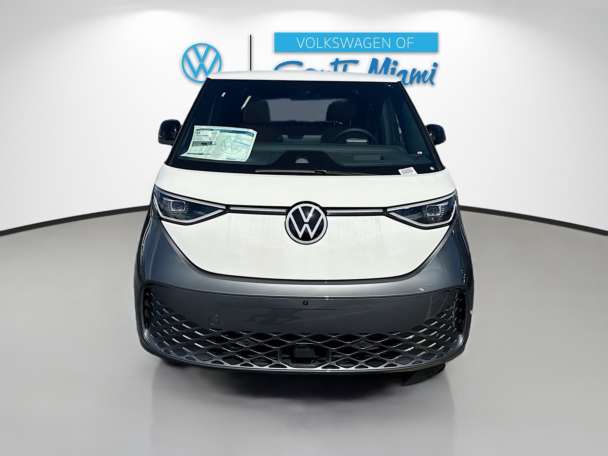 2025 Volkswagen ID. Buzz Pro Plus photo 2