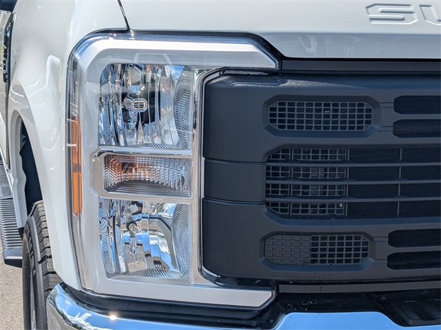 2026 Ford F-350 XL photo 12