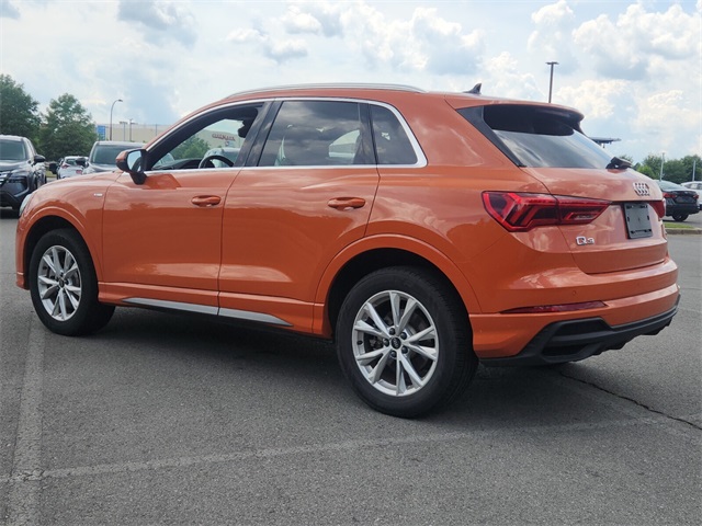 2024 Audi Q3 S line Premium 45 TFSI photo 2