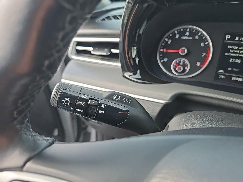 2023 Kia K5 GT-Line photo 13