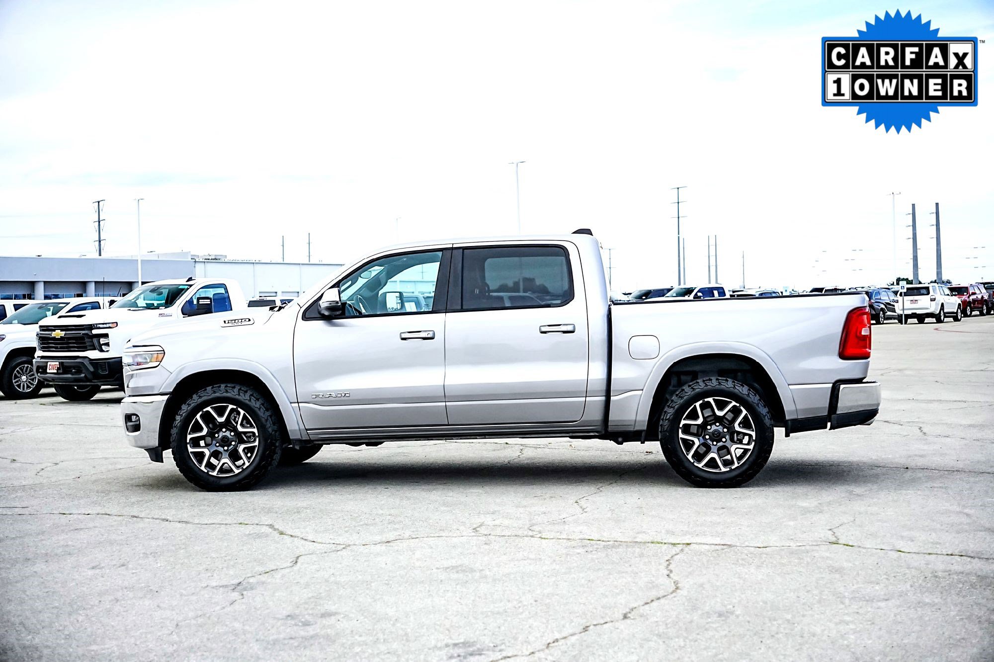 2025 Ram 1500 Laramie photo 4