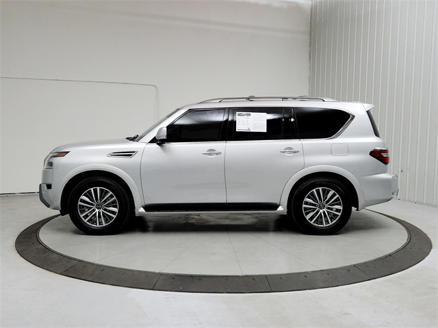 2023 Nissan Armada SL photo 2
