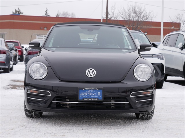 Used 2019 Volkswagen Beetle SE with VIN 3VW5DAAT9KM500180 for sale in Inver Grove Heights, Minnesota