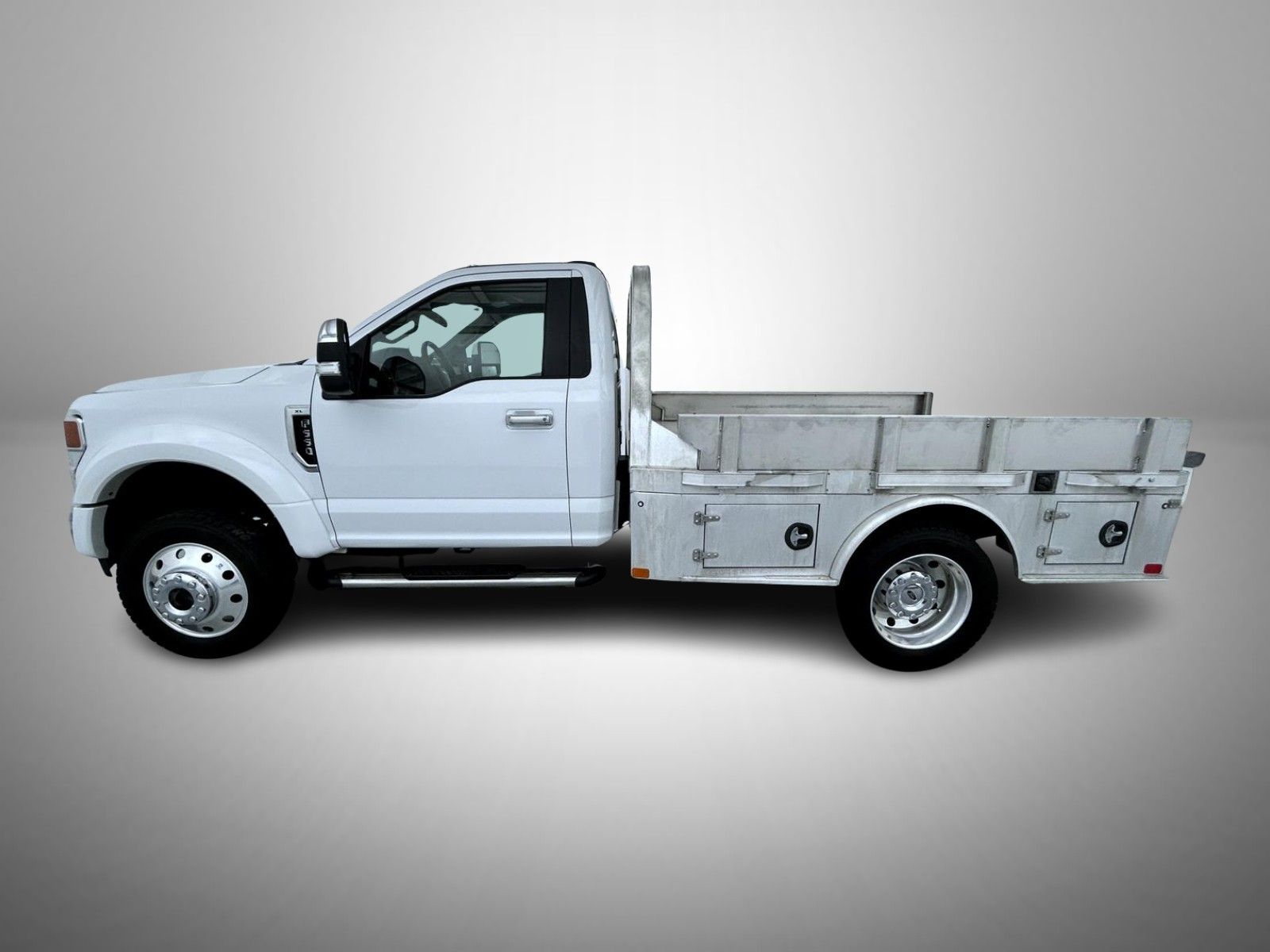 2022 Ford F-550 photo 7