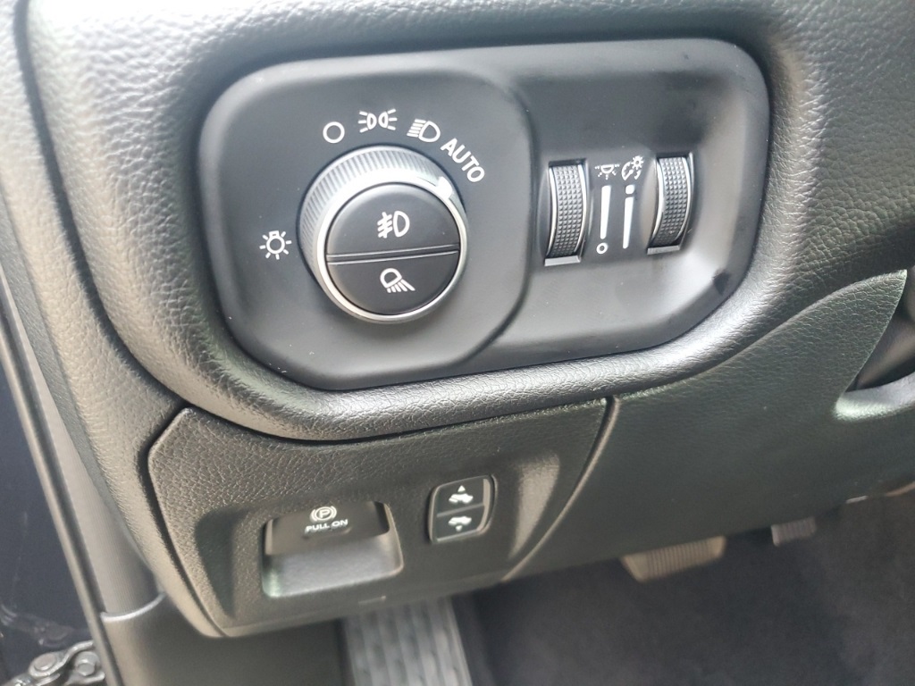 2025 Ram 1500 Big Horn Lone Star photo 16