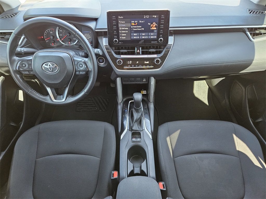 2022 Toyota Corolla Cross LE photo 22