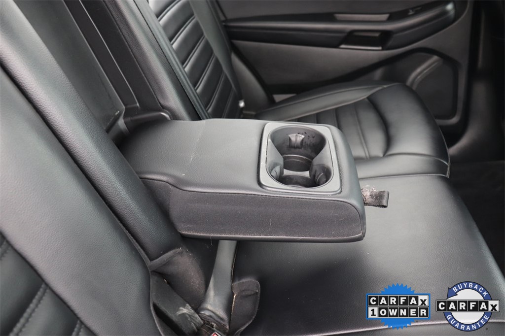 2023 Ford Edge SEL photo 17