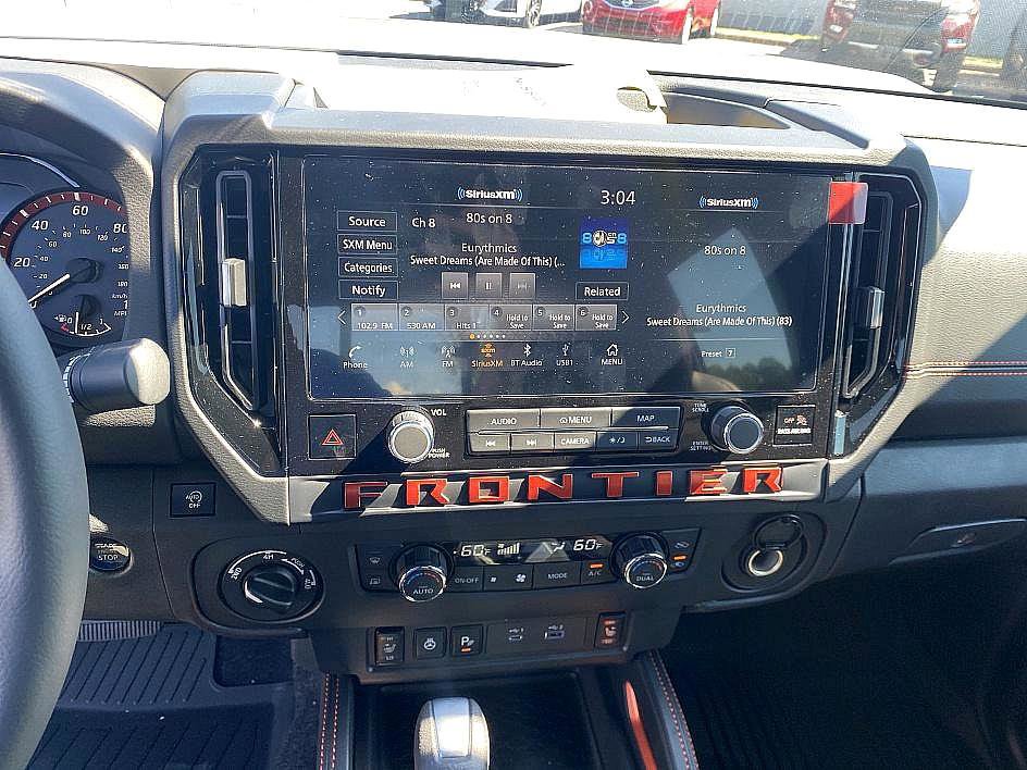 2026 Nissan Frontier Crew Cab PRO-4X photo 8
