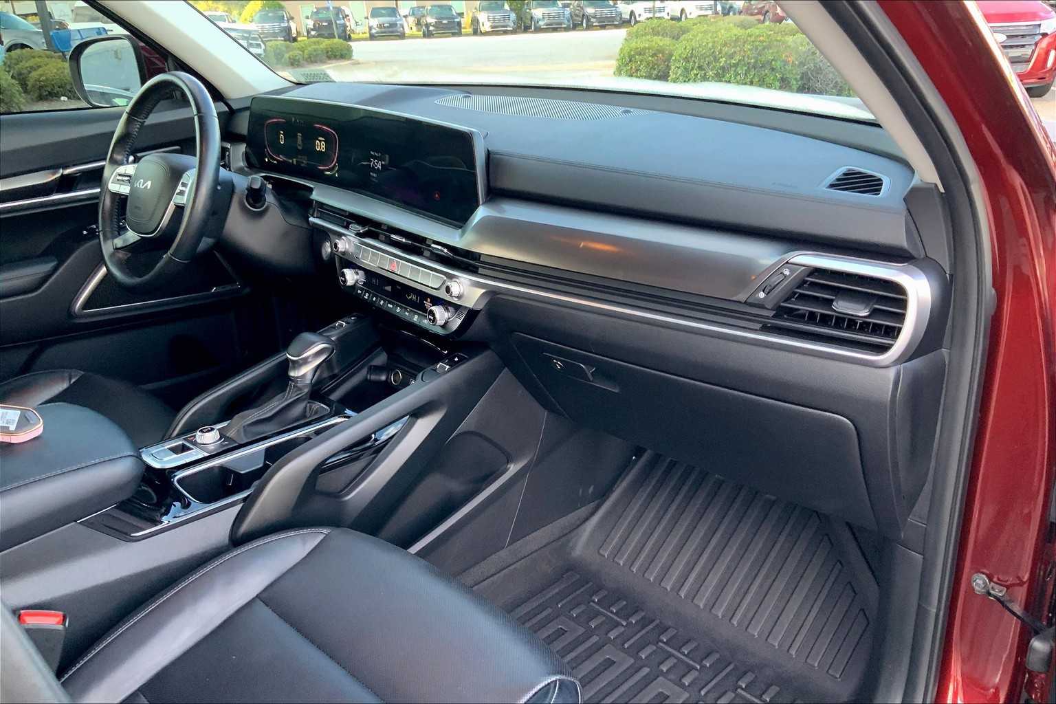 2023 Kia Telluride S photo 16