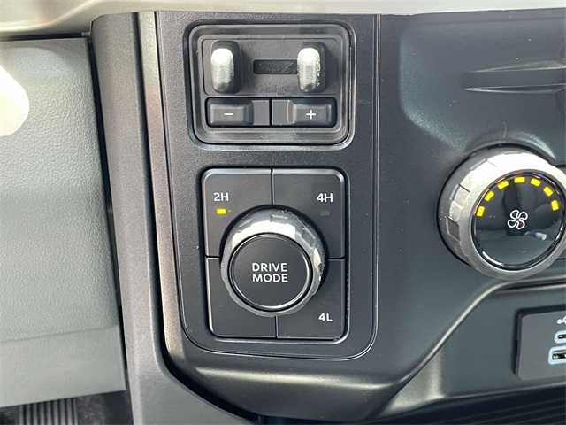 2025 Ford F-350 photo 11