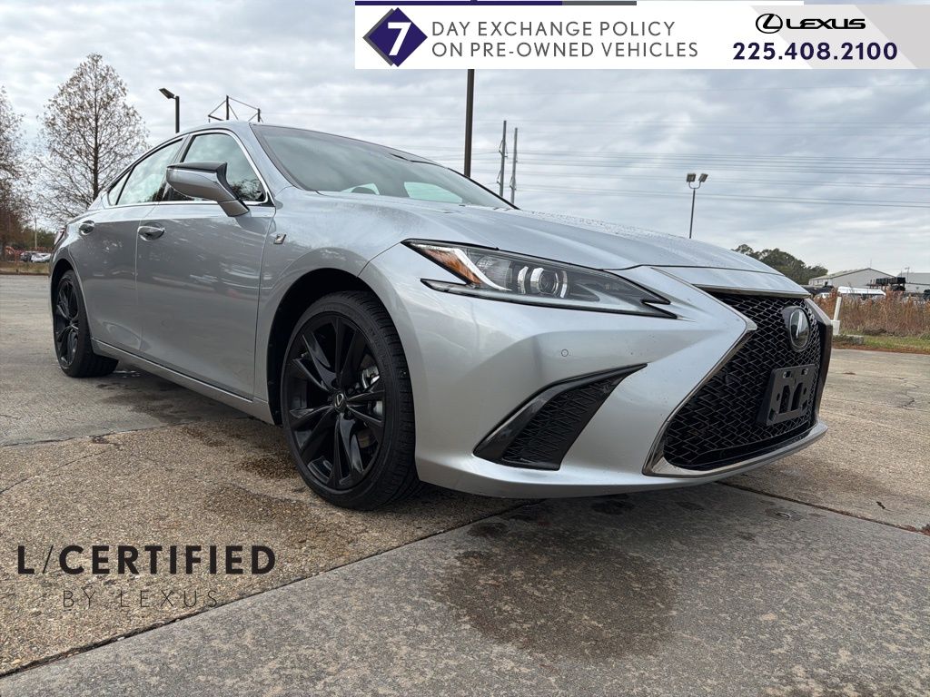 2023 Lexus ES's photo