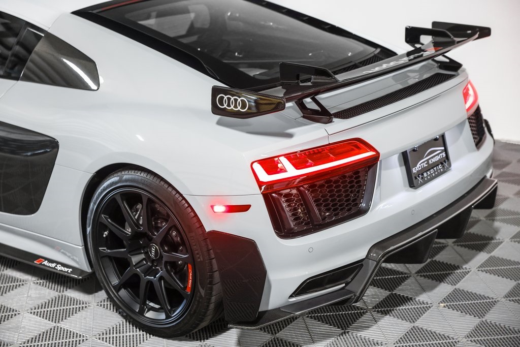 2018 Audi R8 5.2 Plus photo 16