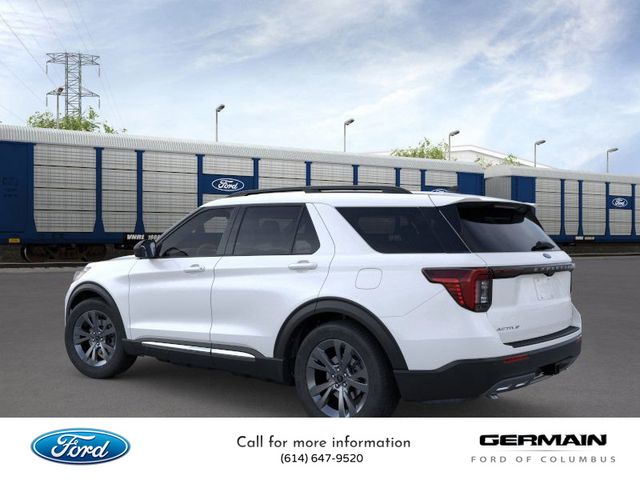 2025 Ford Explorer photo 2