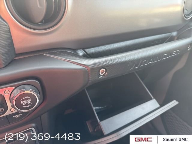 2021 Jeep Wrangler Sport S photo 23