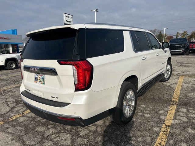 2021 Gmc Yukon XL SLT photo 2