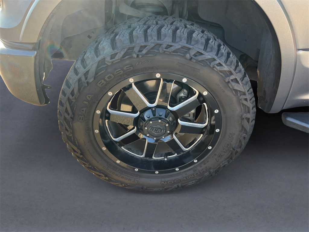 2016 Ford F-150 photo 9