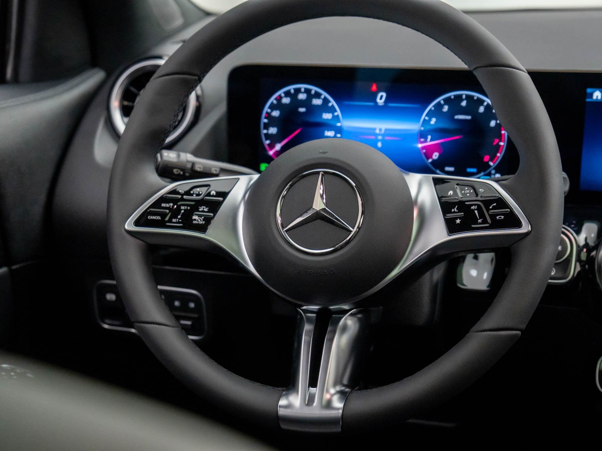 2026 Mercedes Benz GLA 250 4MATIC photo 9