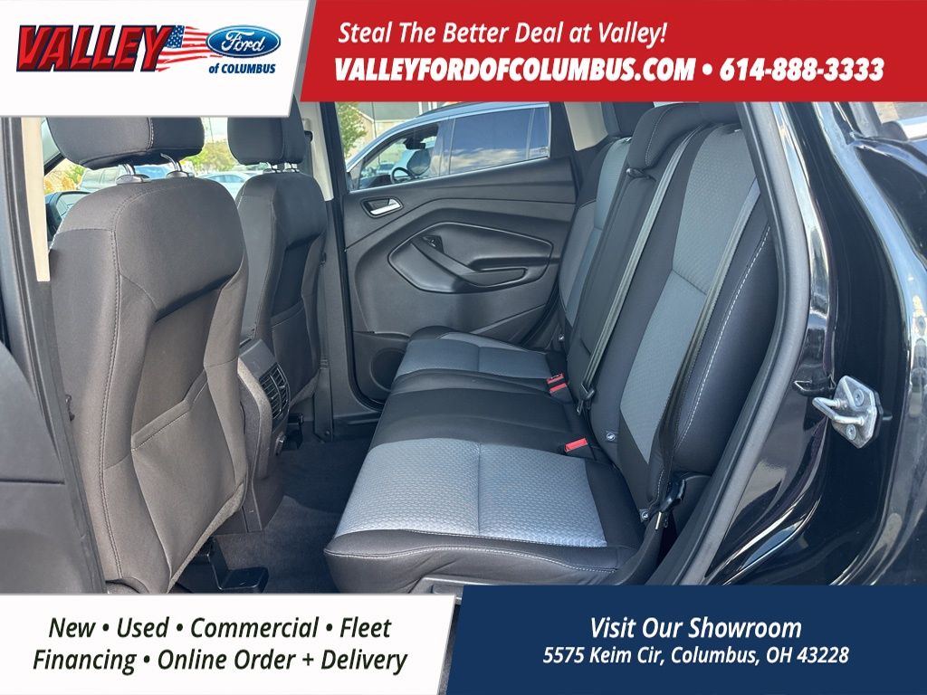 2017 Ford Escape SE photo 2