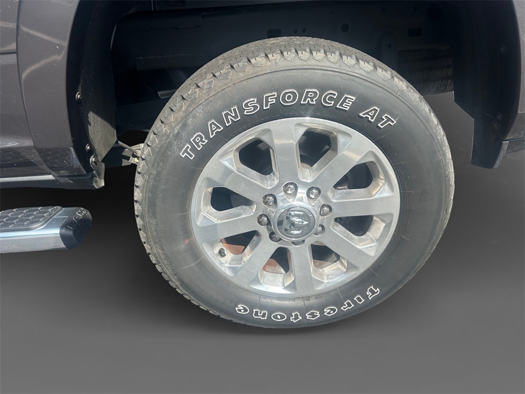 2021 Ram 2500 Laramie photo 8