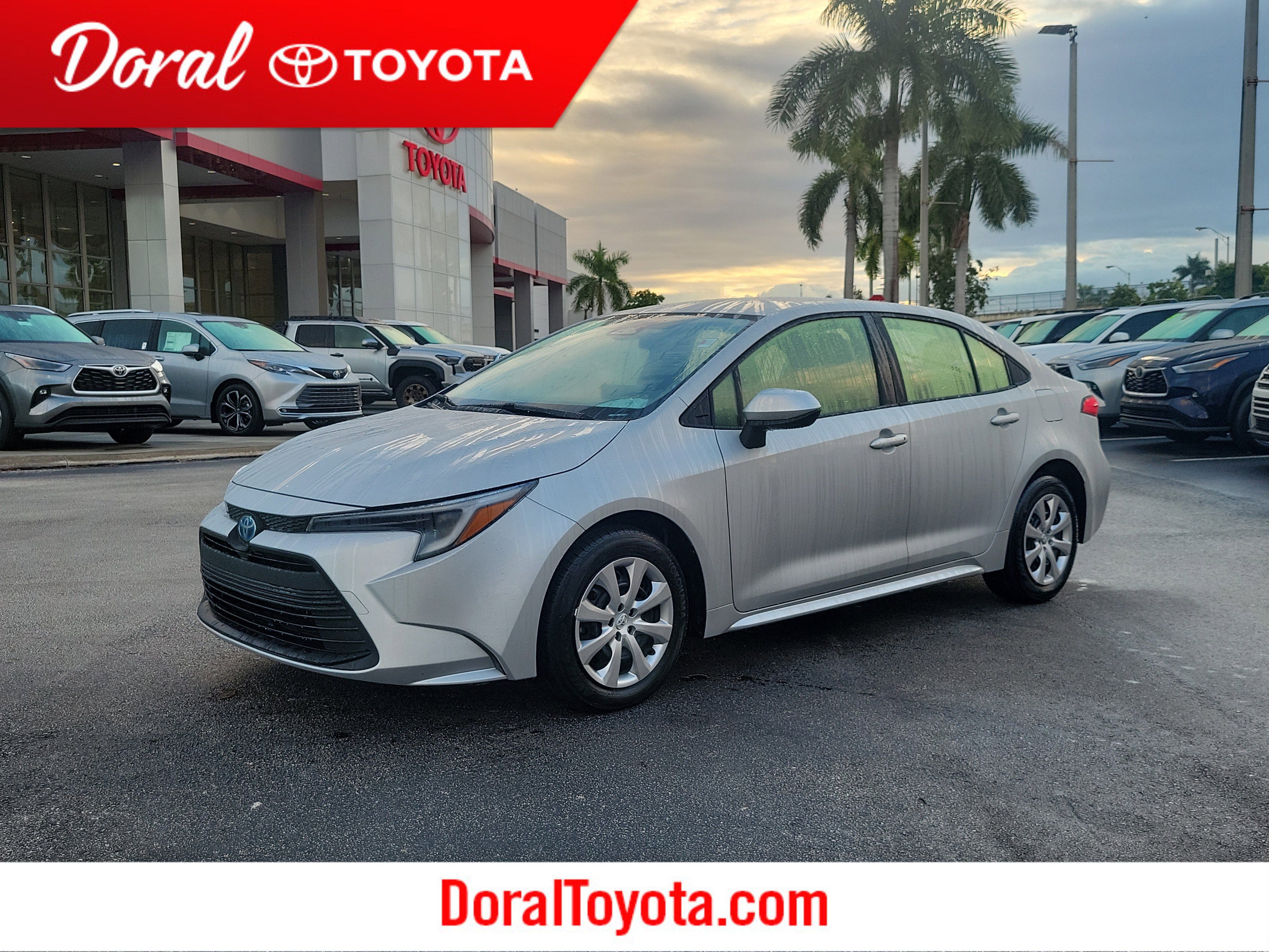 2025 Toyota Corolla LE's photo