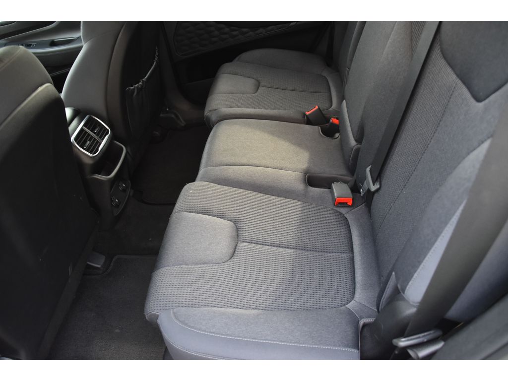 2020 Hyundai Santa Fe SE photo 14