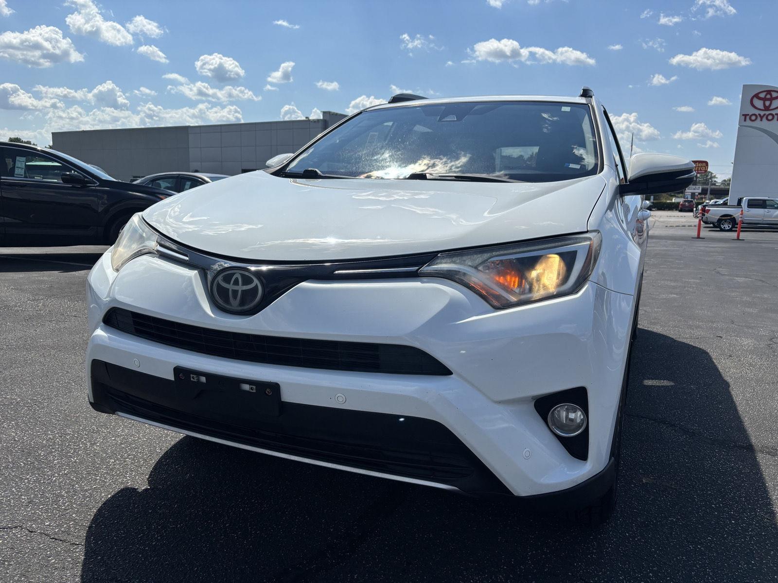 2018 Toyota RAV4 Adventure photo 40