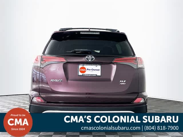 2016 Toyota RAV4 XLE photo 4