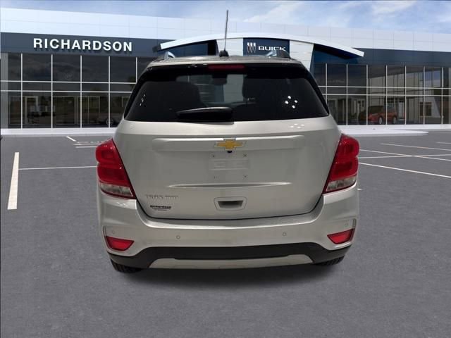2022 Chevrolet Trax LT photo 5
