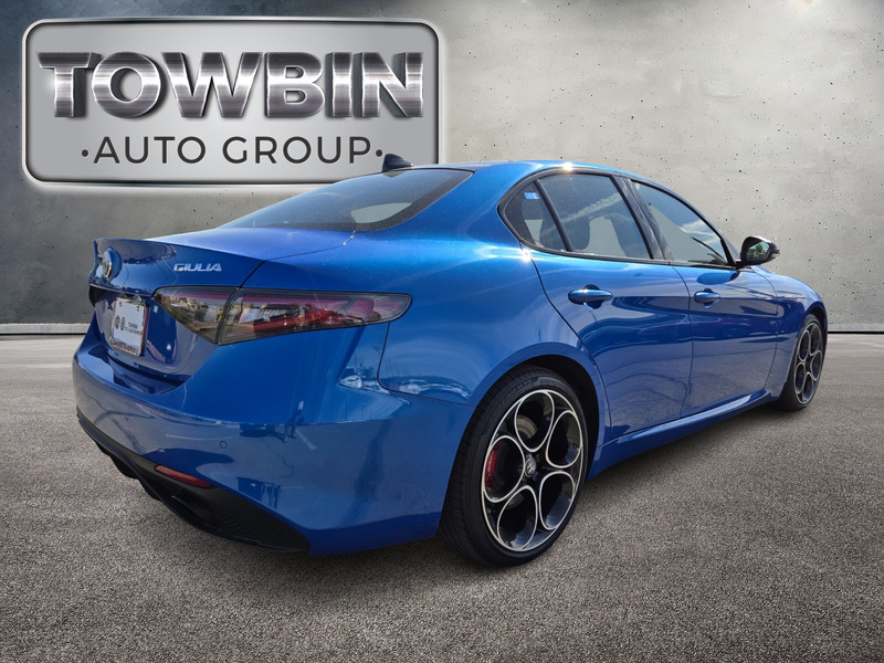 2024 Alfa Romeo Giulia Ti - VELOCE photo 4