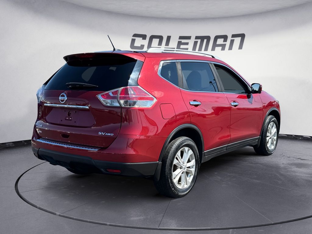 2016 Nissan Rogue SV photo 5