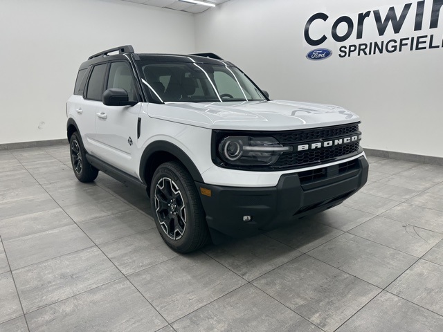 2025 Ford Bronco Sport Outer Banks photo 3